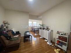 Boston, $2,200/mo