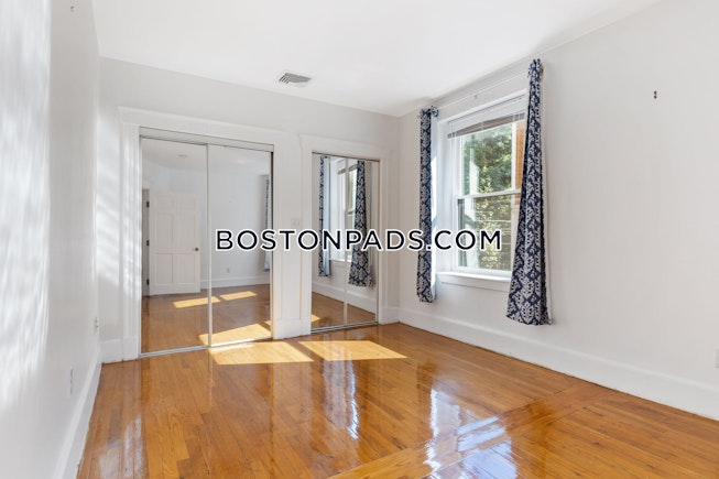 Brookline - $4,000 /mo