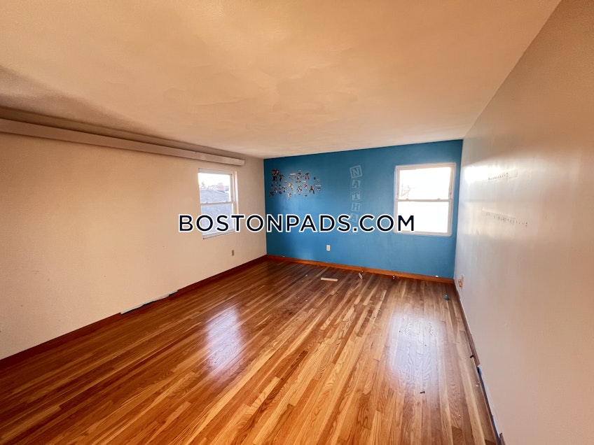 Boston - $2,980 /month