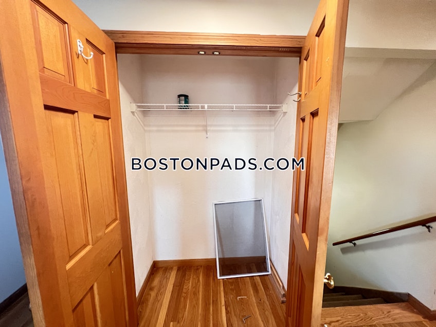 Boston - $2,980 /month