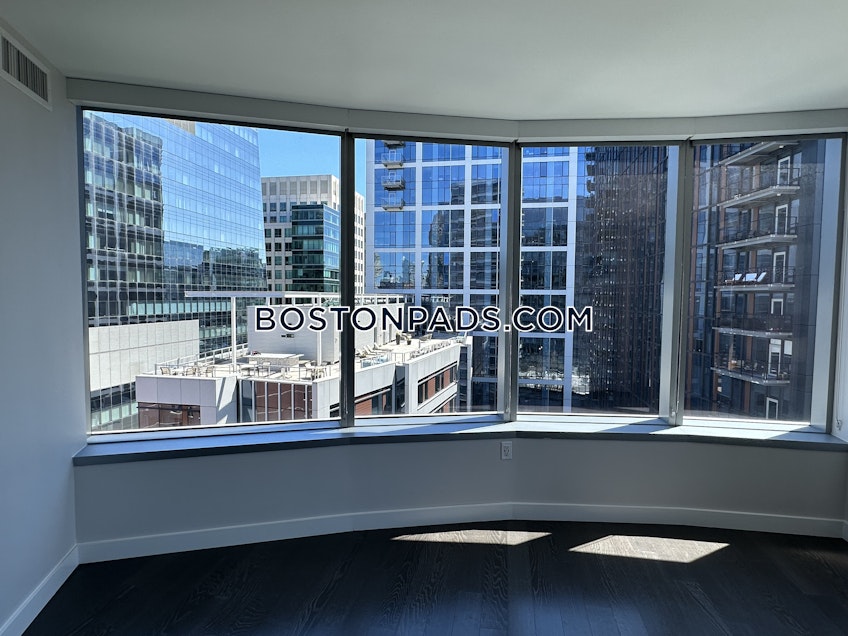 Boston - $7,426 /month