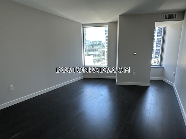 Boston - $7,426 /mo