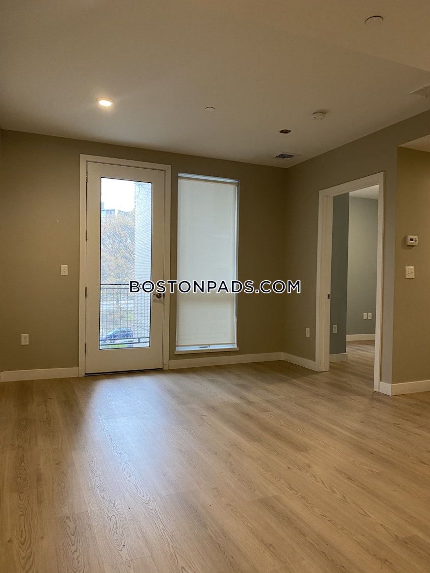 Boston - $4,300 /month