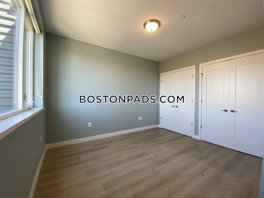 Boston - $2,600 /month