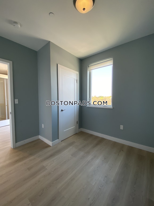 Boston - $4,500 /mo