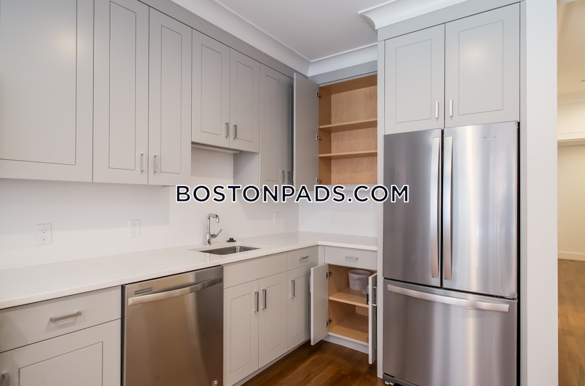 Boston - $2,800 /month