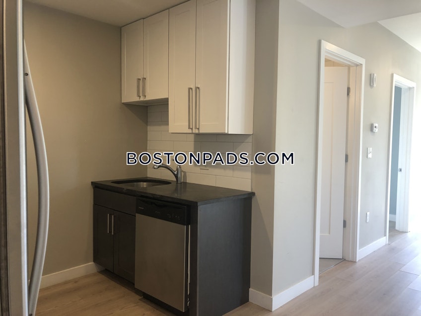 Boston - $4,680 /month