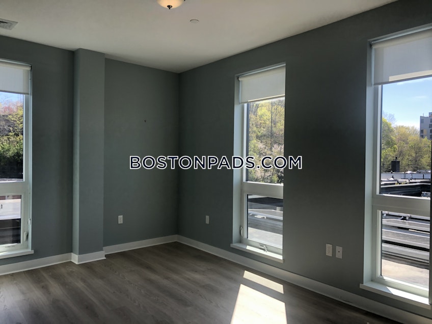 Boston - $4,680 /month