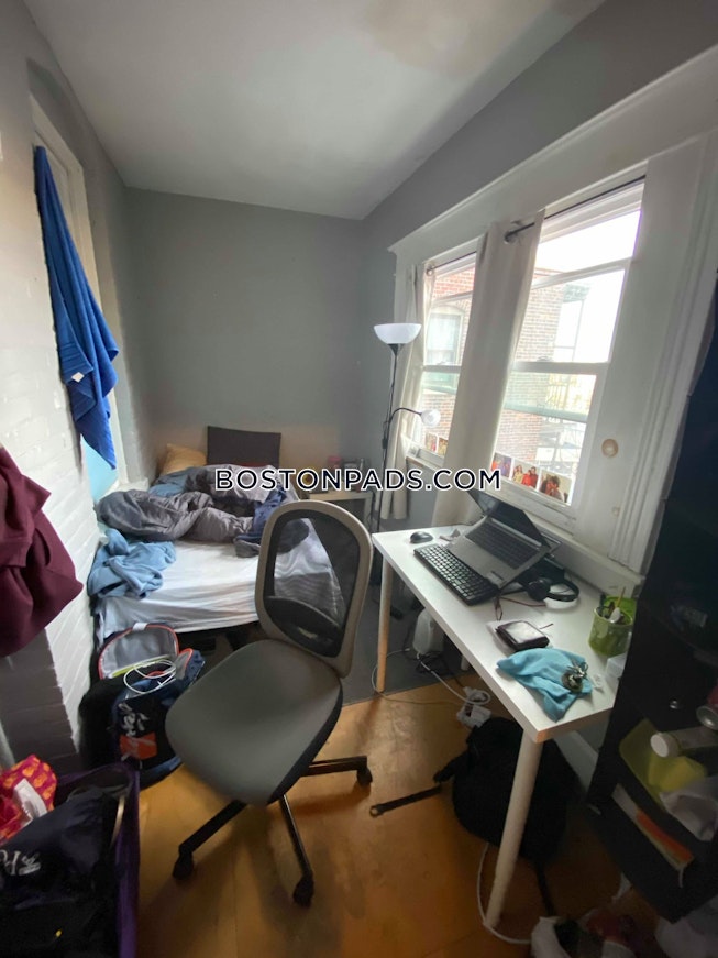 Boston - $3,200 /mo