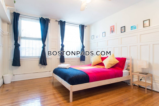 Brookline - $3,100 /mo