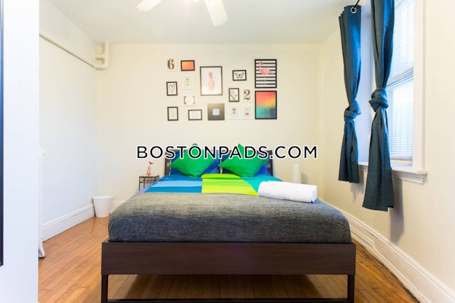 Brookline - $3,100 /mo