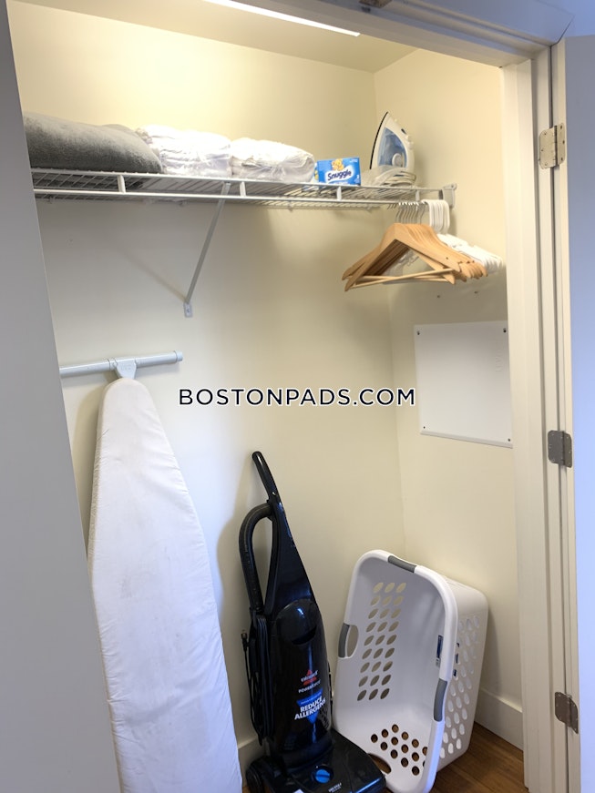 Boston - $2,750 /mo