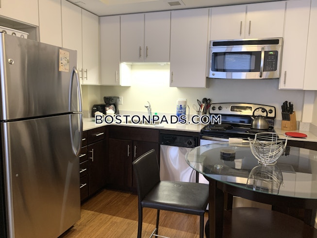 Boston - $2,750 /mo