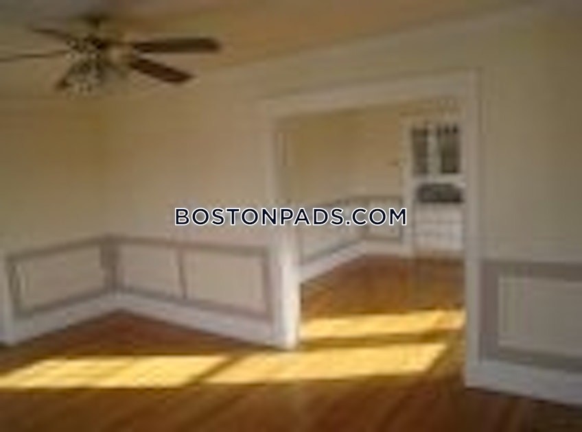 Boston - $2,800 /month