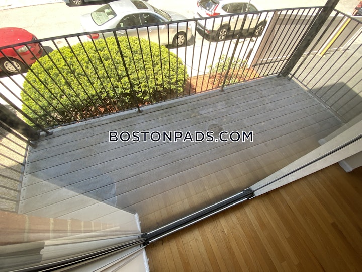 Bellvista Rd. Boston picture 12