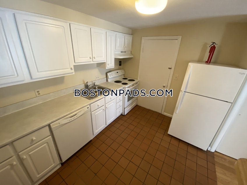 Boston - $2,150 /month