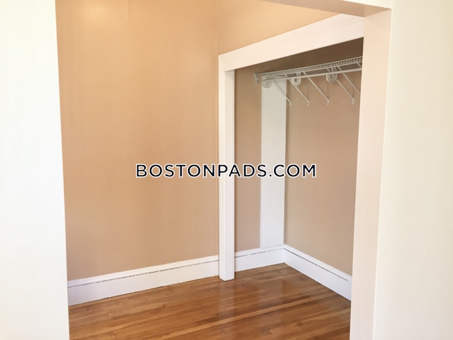 Brookline - $1,700 /mo