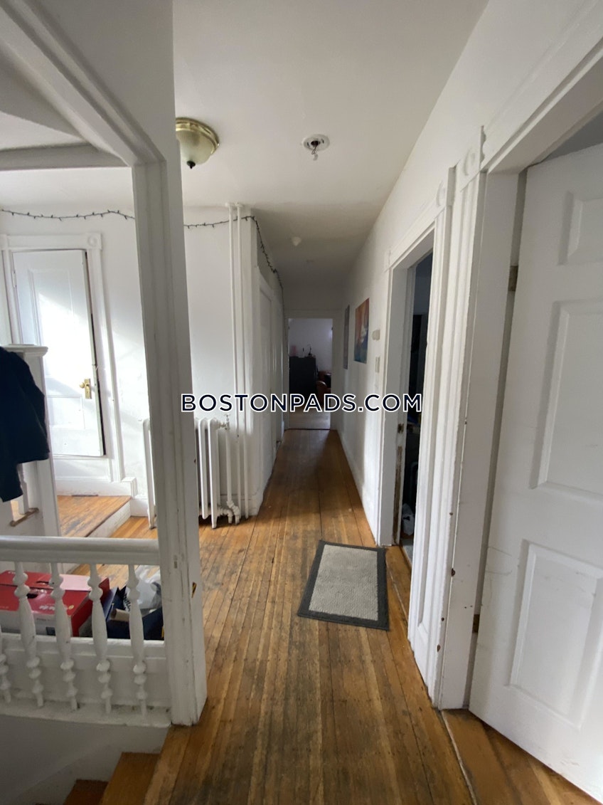 Boston - $4,700 /month