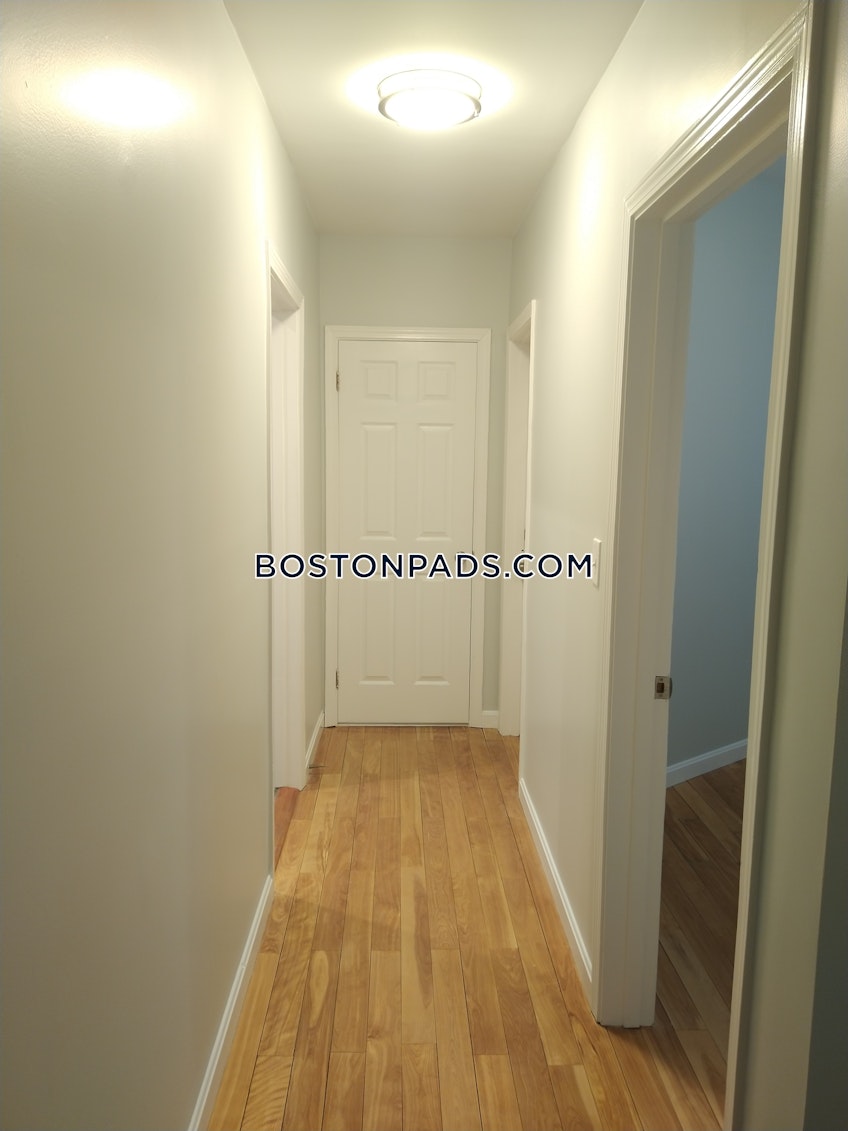 Boston - $3,050 /month