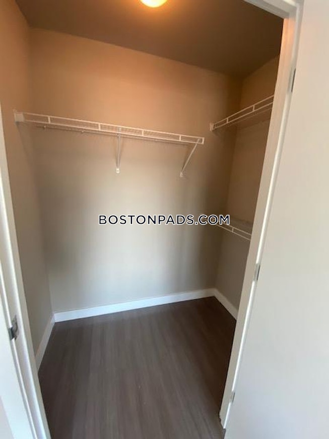 Boston - $3,370 /mo