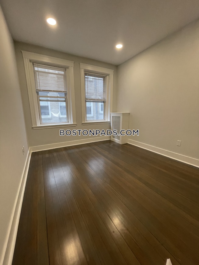 Boston - $2,150 /mo