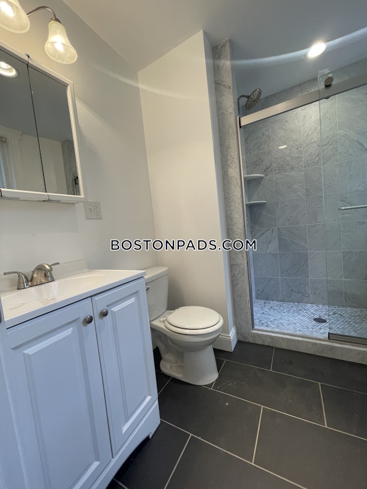 fenwaykenmore-1-bed-1-bath-boston-2950-4549092 