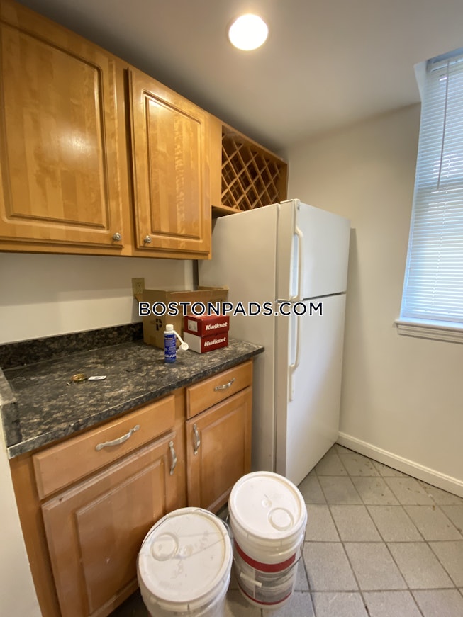 Boston - $2,750 /mo