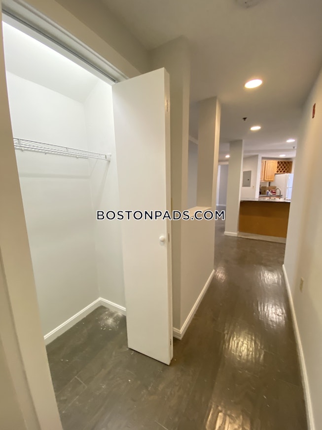 Boston - $2,750 /mo