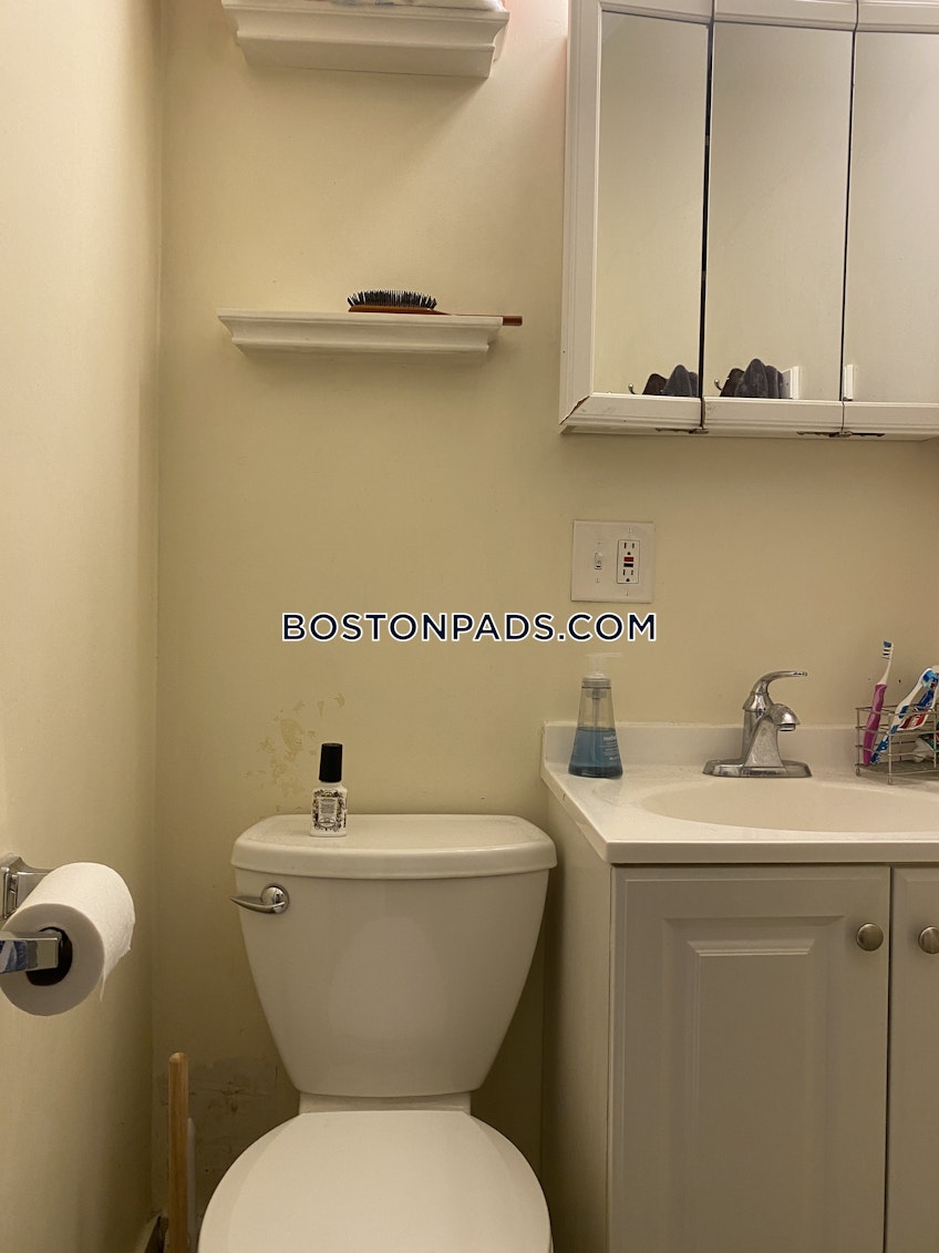 Boston - $3,700 /month