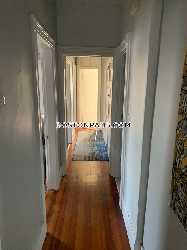 Boston - $2,800 /mo