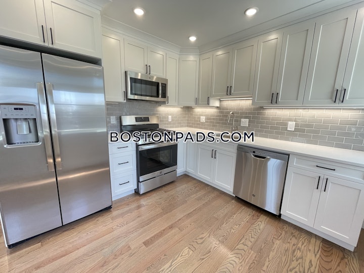 east-boston-4-beds-2-baths-boston-5200-4519672 