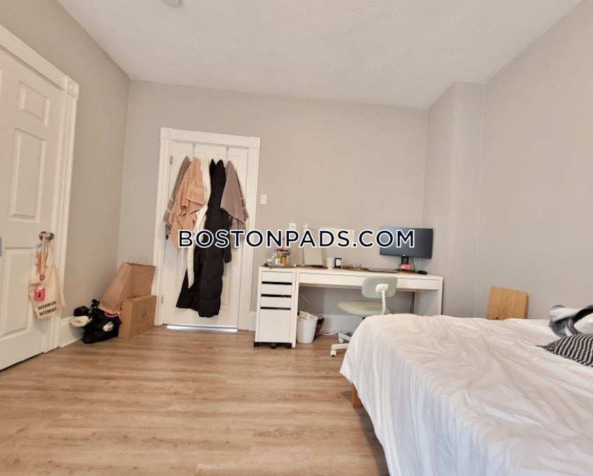 Boston - $5,410 /month