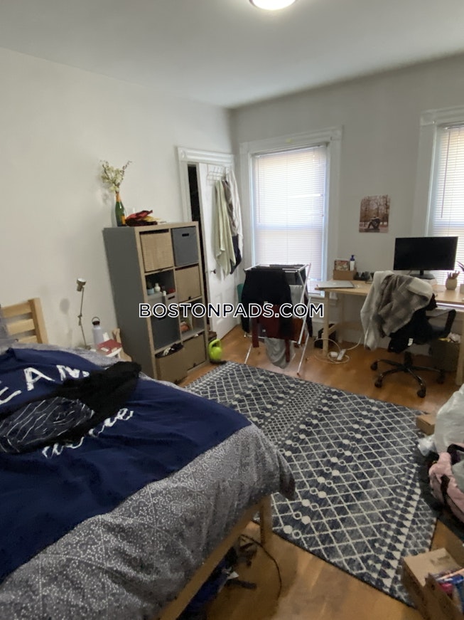 Somerville - $4,000 /mo