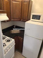 Boston - $2,400 /month