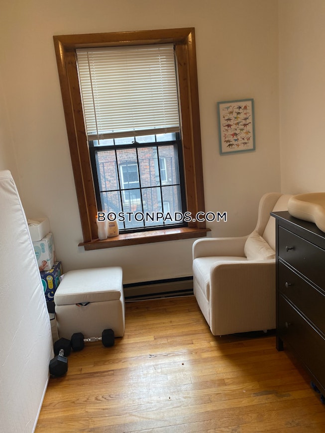 Boston - $4,000 /mo