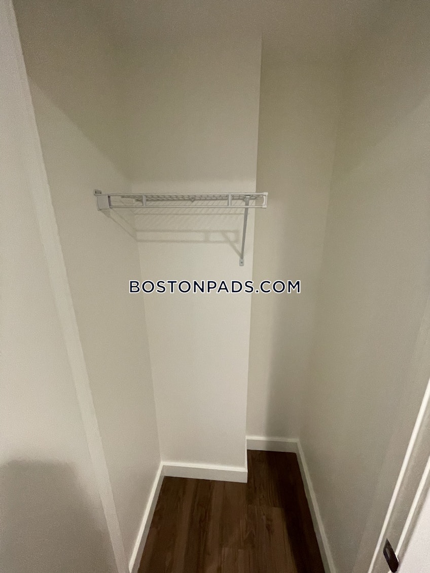 Boston - $4,456 /month