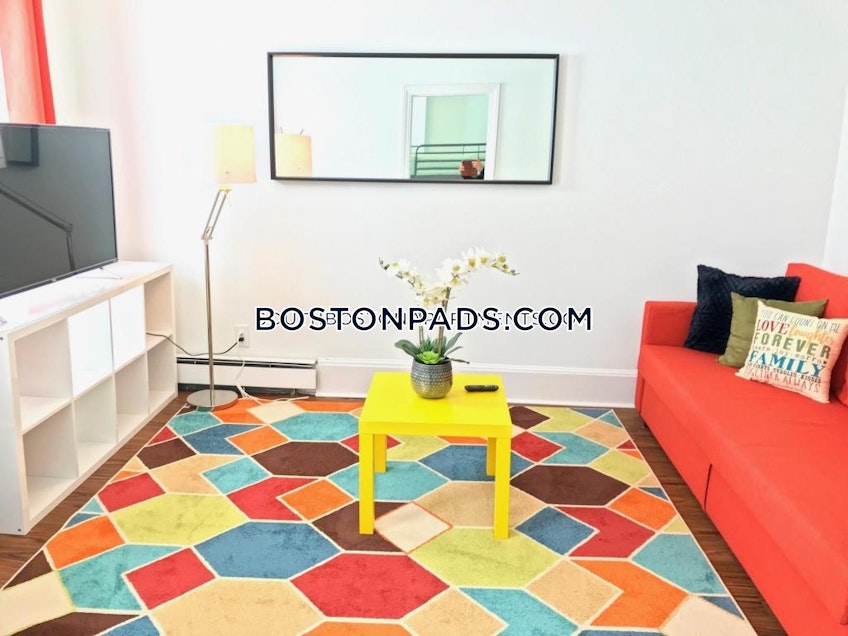 Boston - $3,000 /month