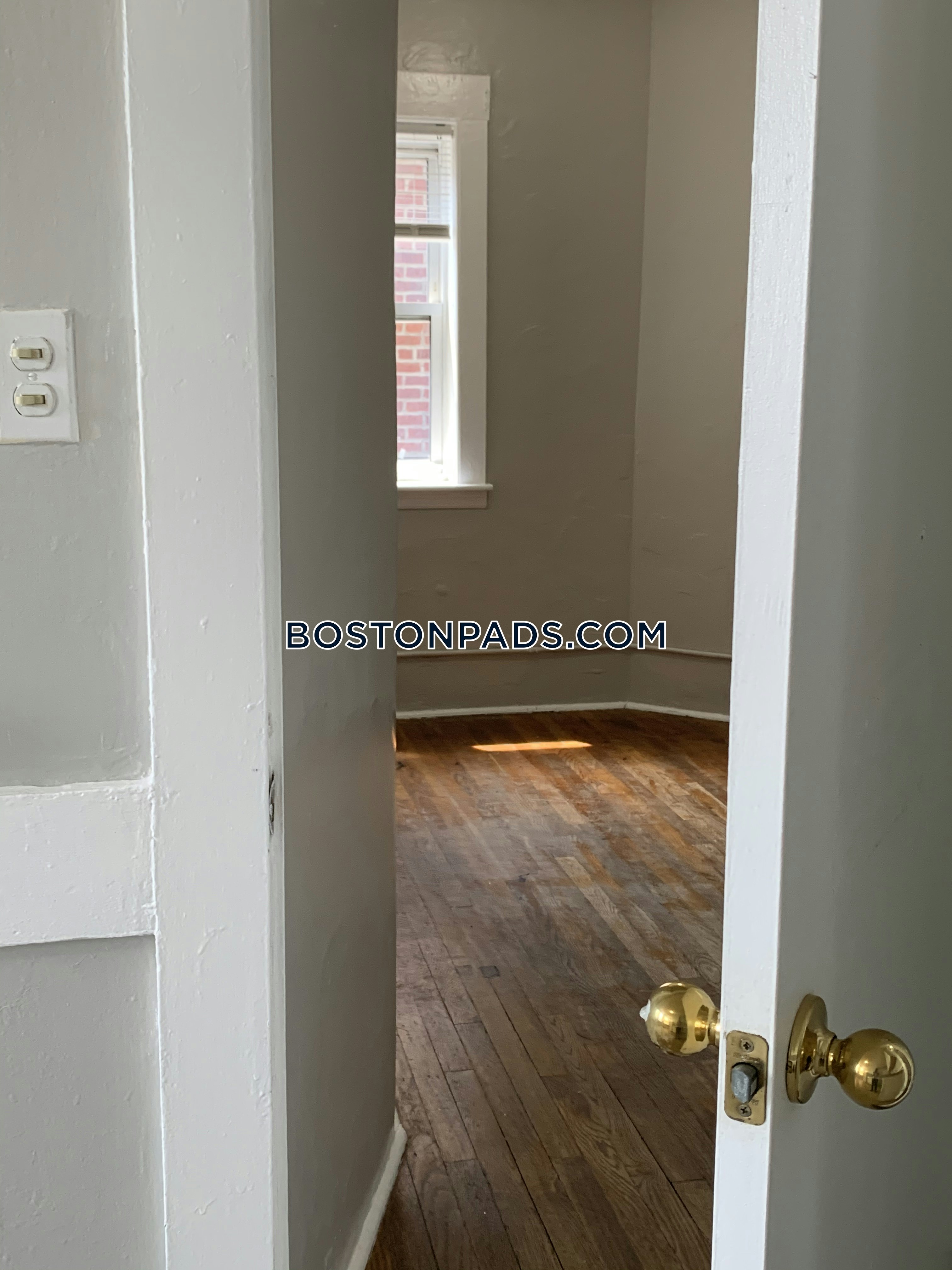 Boston - $2,600