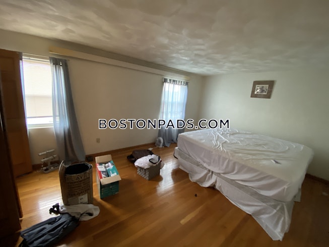 Boston - $2,200 /mo