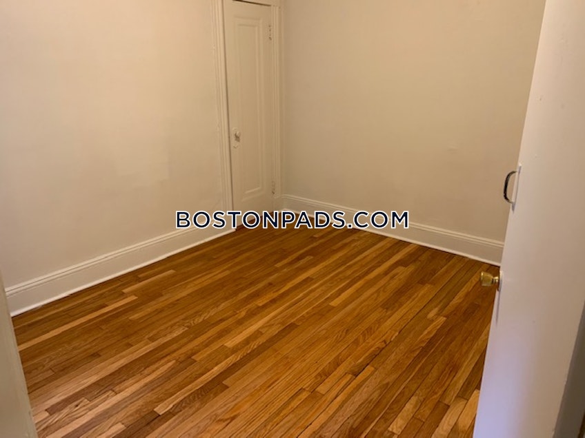 Boston - $2,295 /month