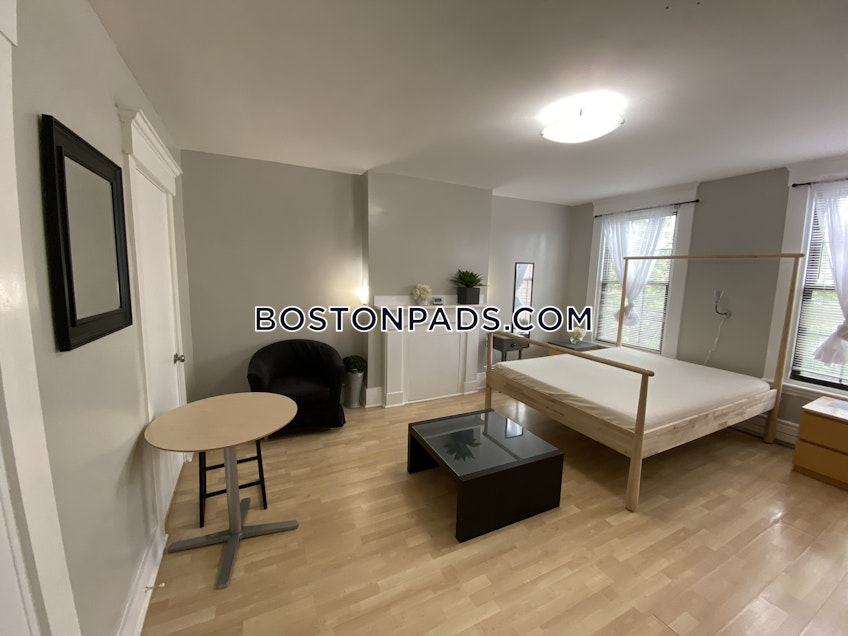 Boston - $1,500 /month