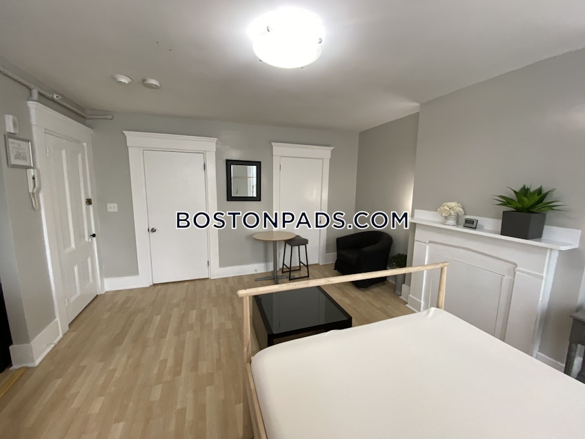 Boston - $1,500 /month