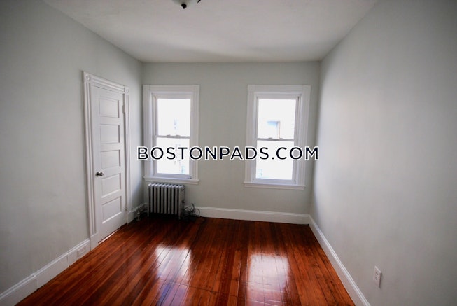 Boston - $3,000 /mo