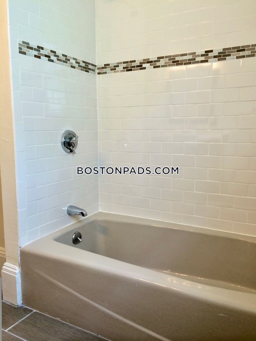 Boston - $3,050 /month