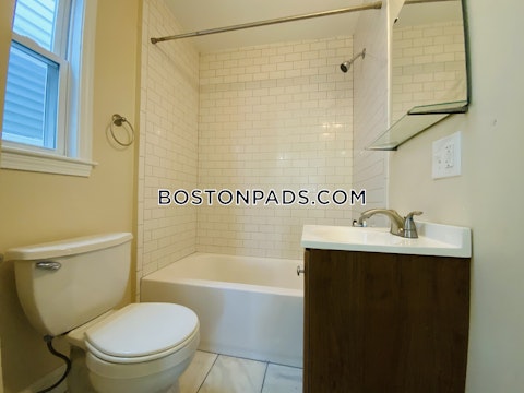 Orleans St. Boston photo 24