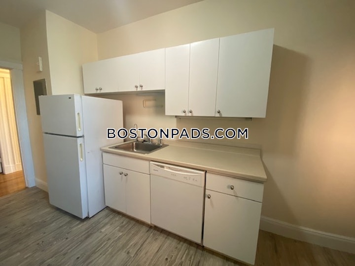 brookline-3-beds-1-bath-coolidge-corner-4100-4546071 