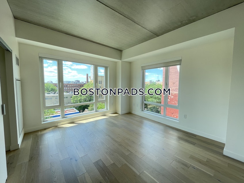 Boston - $4,295 /month