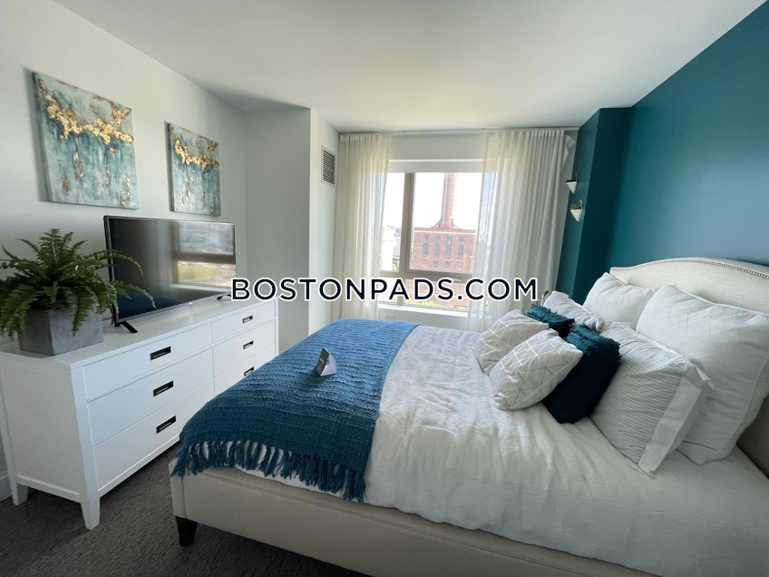 Boston - $3,457 /month