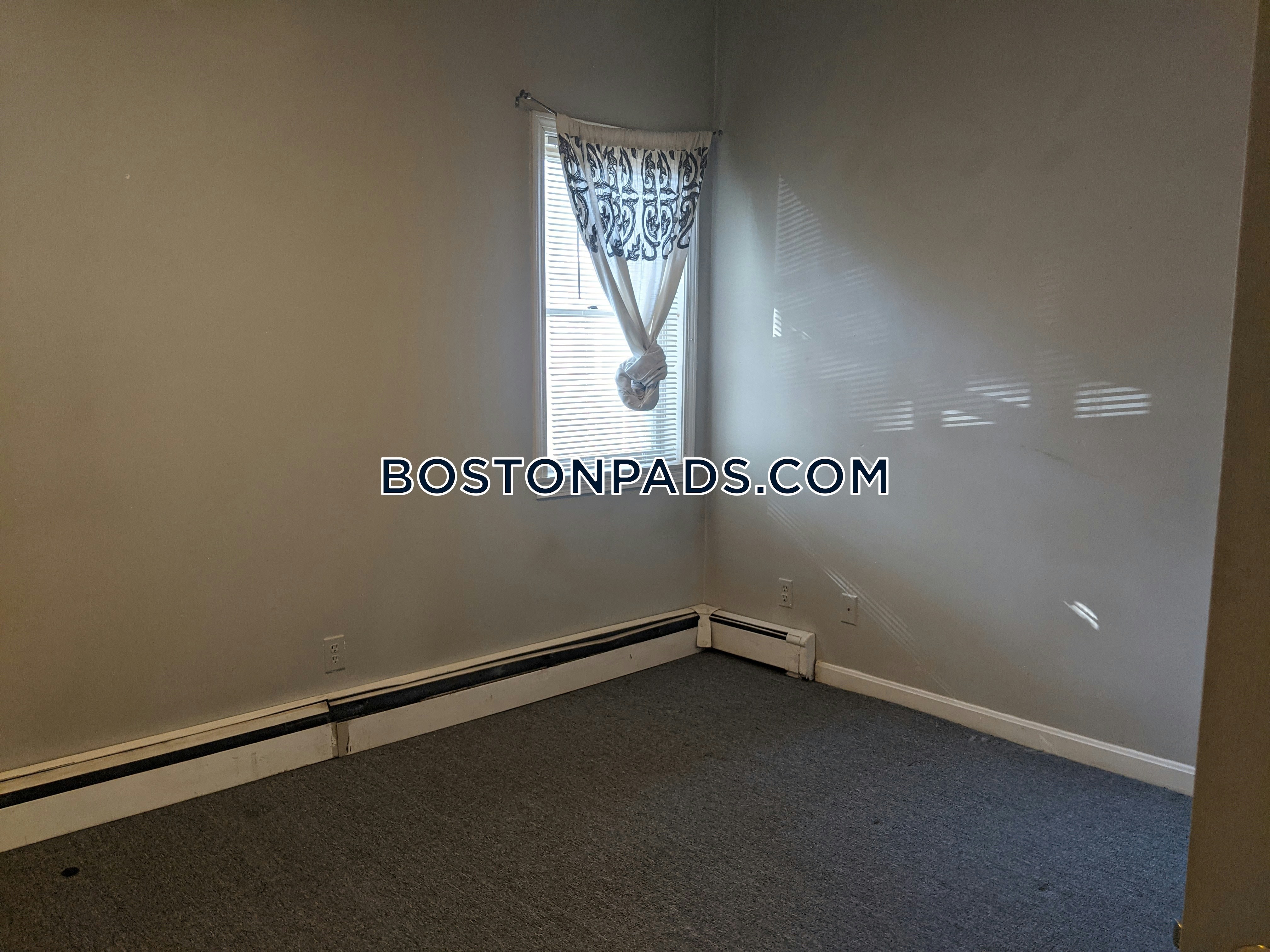 Boston - $2,475