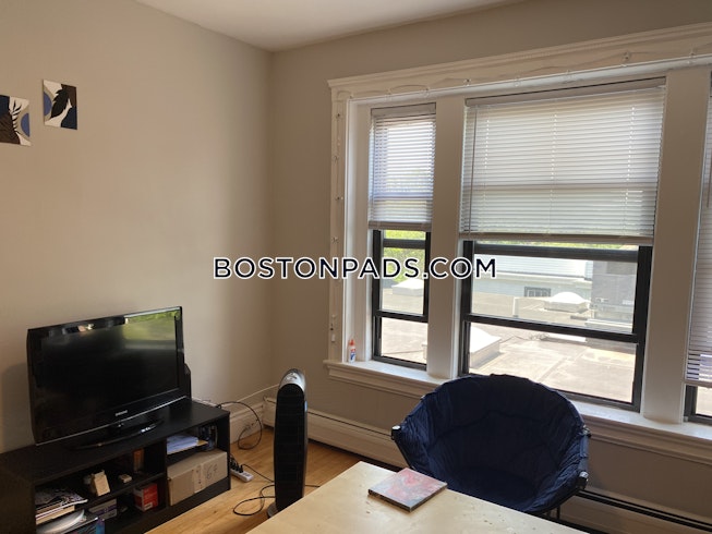 Cambridge - $3,900 /mo